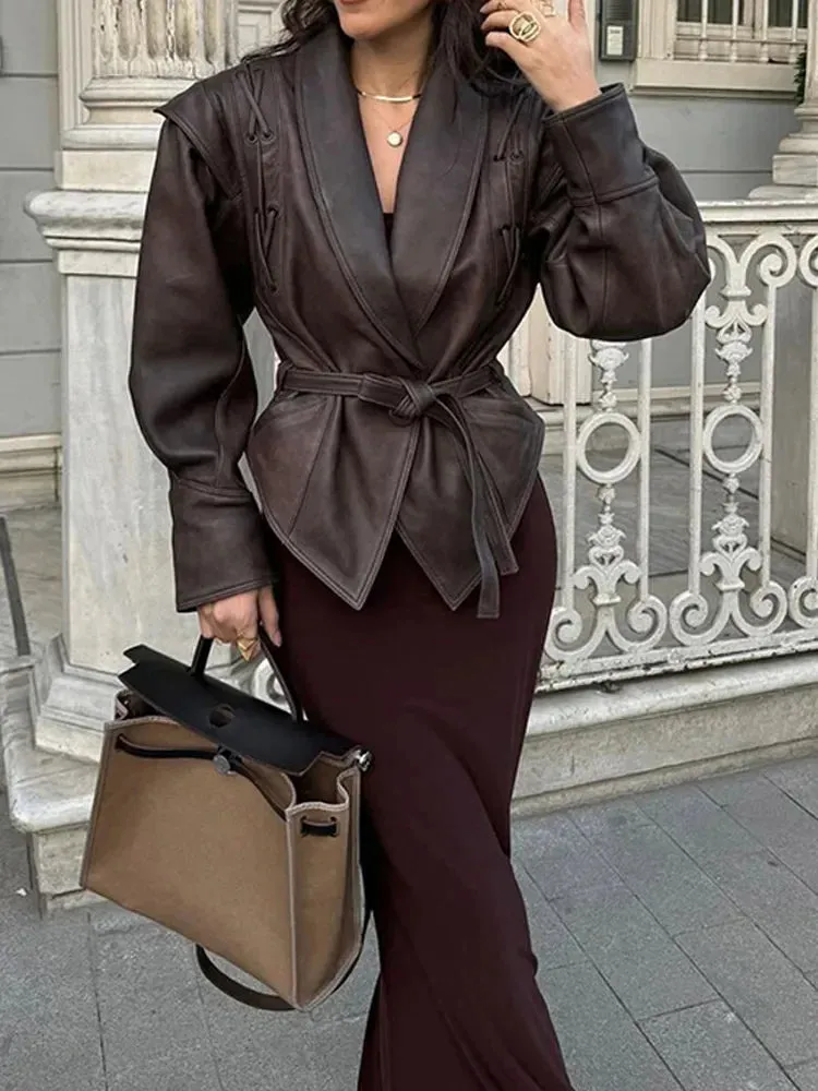 Heidi-Mode | Eleganter Strukturierter Vegan-Mantel