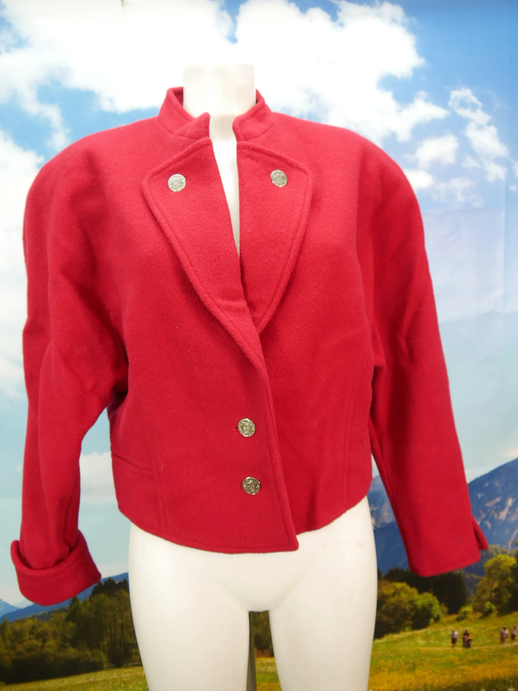 Herrlich rot mit Wienernaht und Fledermausärmel kurze Trachtenjacke Jacke Gr.42