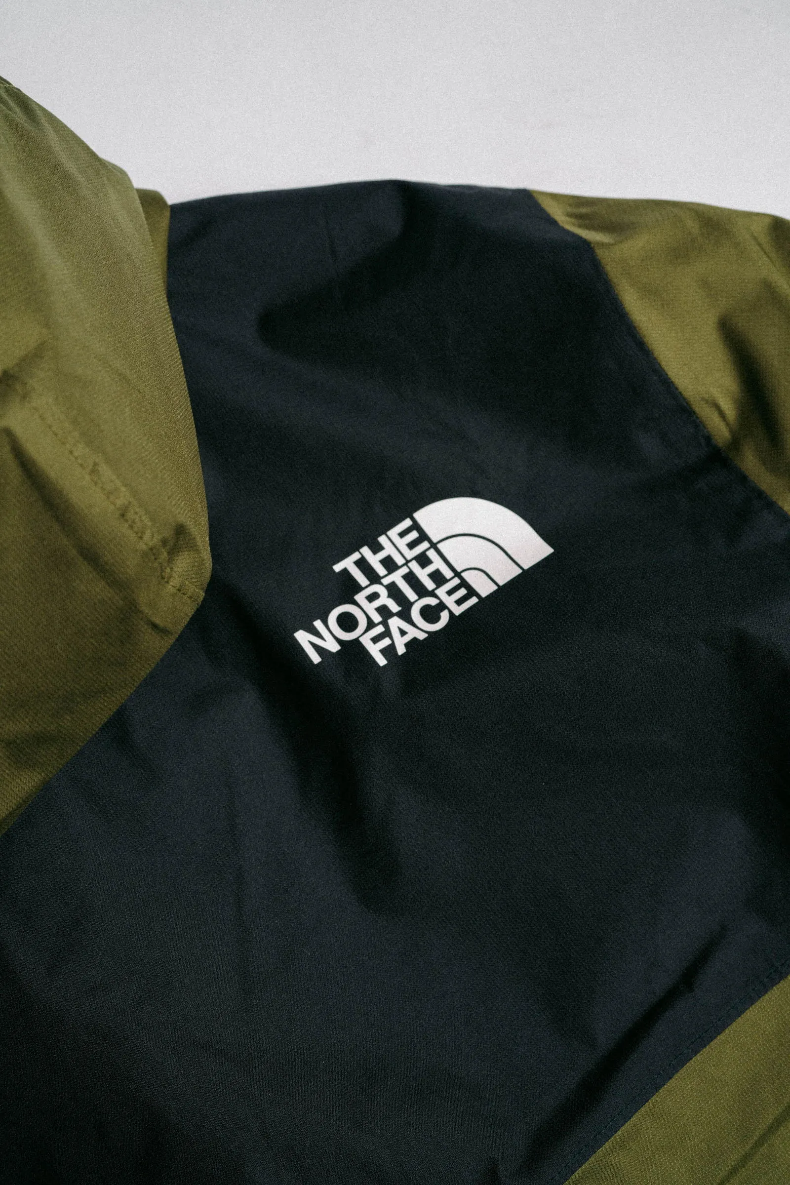 Jacke The North Face MOUNTAIN Q JACKET NF0A5IG2PIB1
