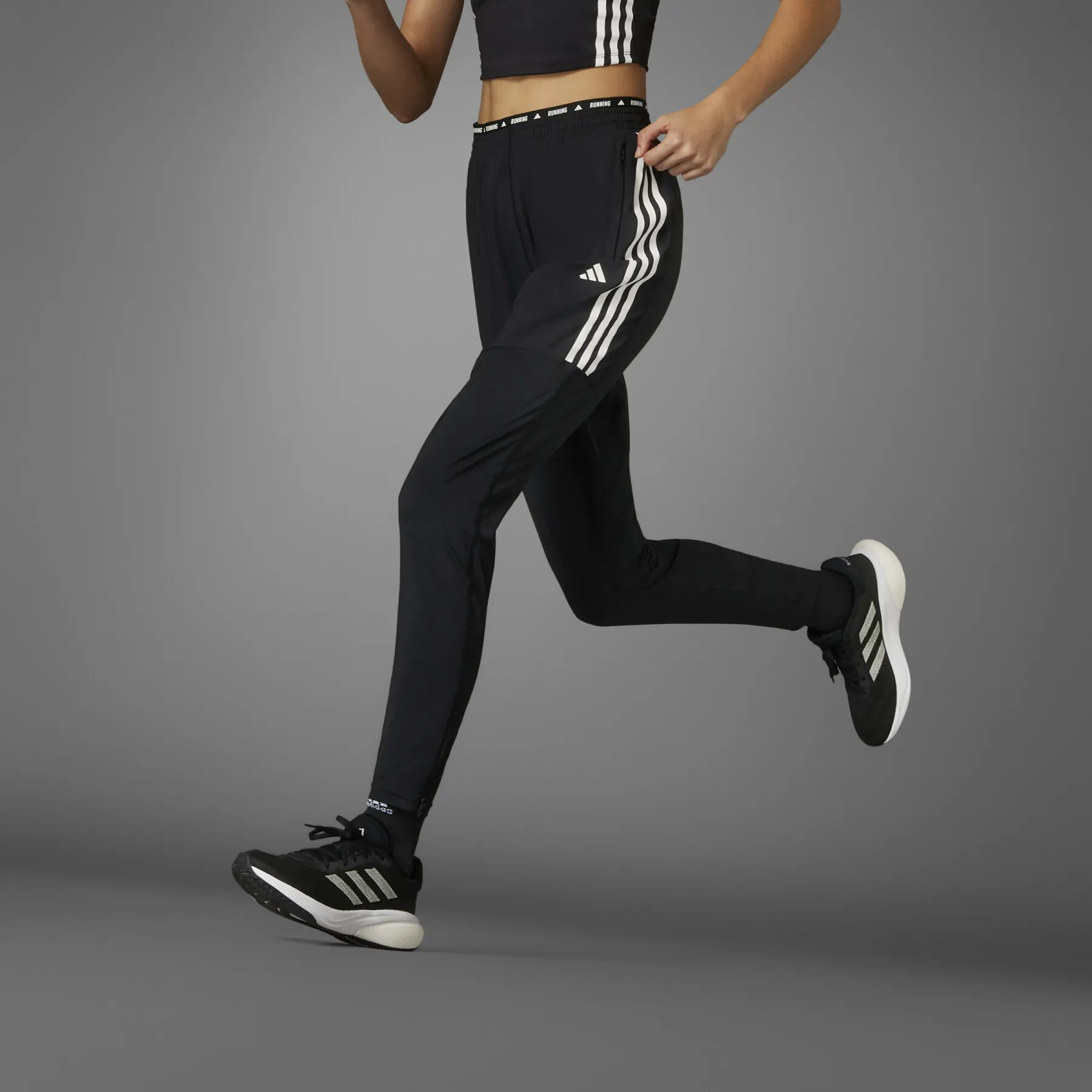 Jogginghose Damen adidas Own the Run 3 Stripes