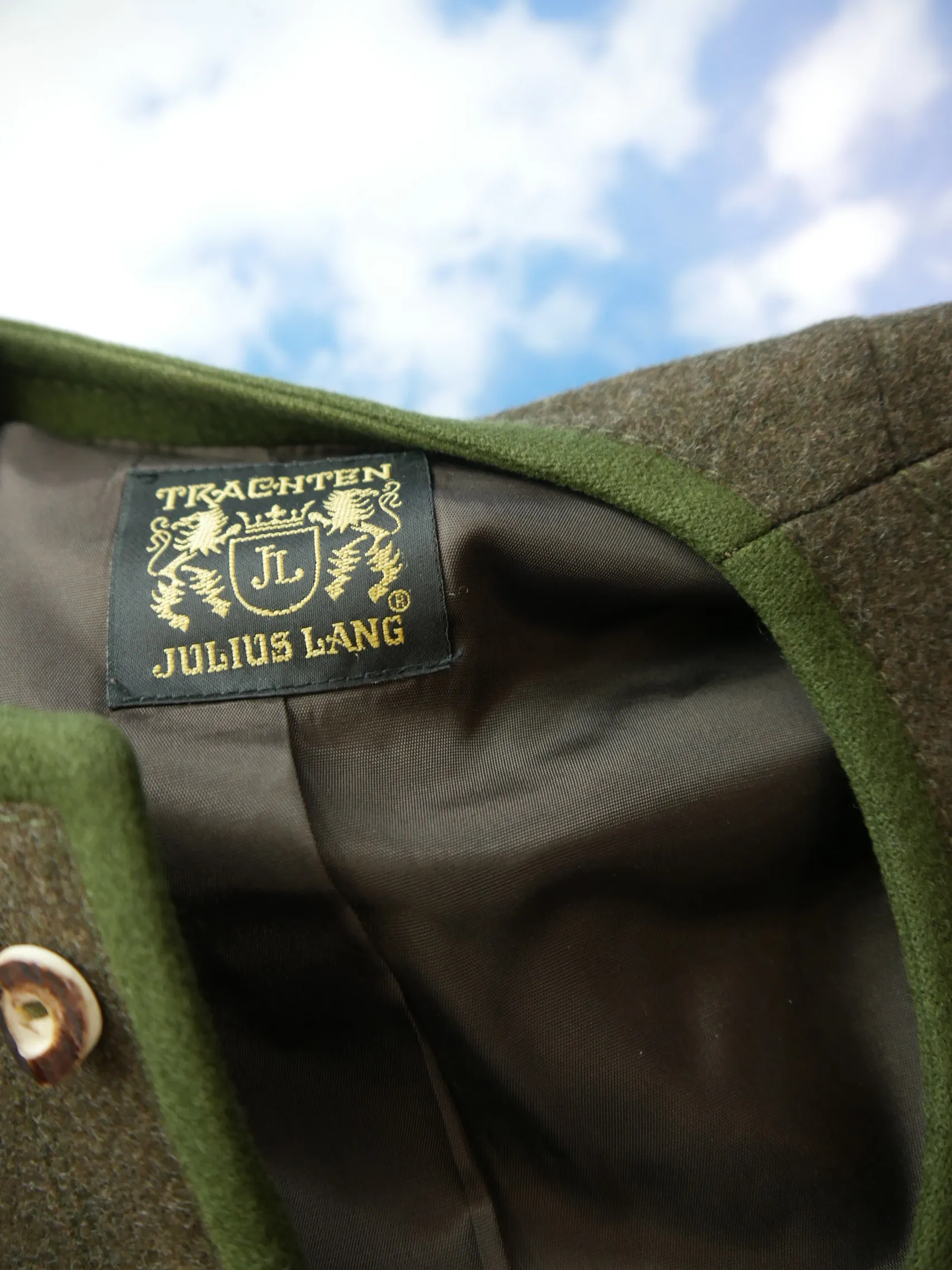 Julius Lang neuwertig braun mit Hirschhornknöpfe kurze Trachtenjacke Jacke Gr.42