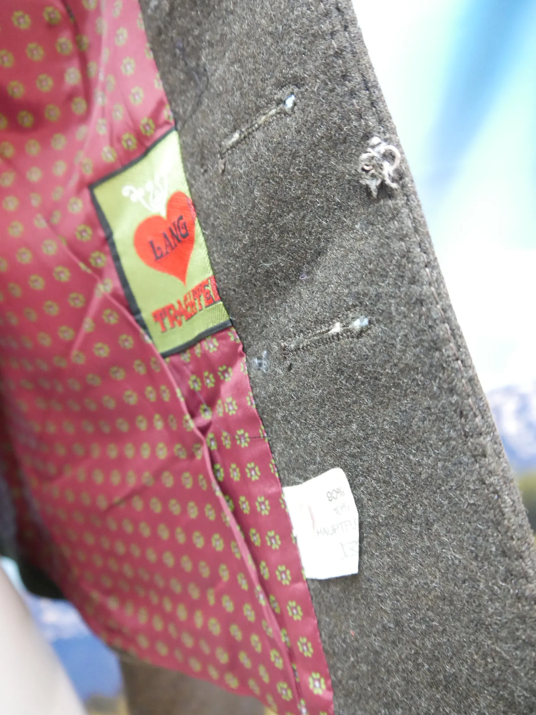 Neuwertig braun mit Stickerei sagenhaft tolle Trachtenjacke Jacke Gr.46