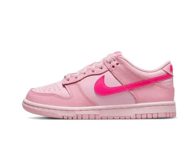 Nike Dunk Low Triple Pink